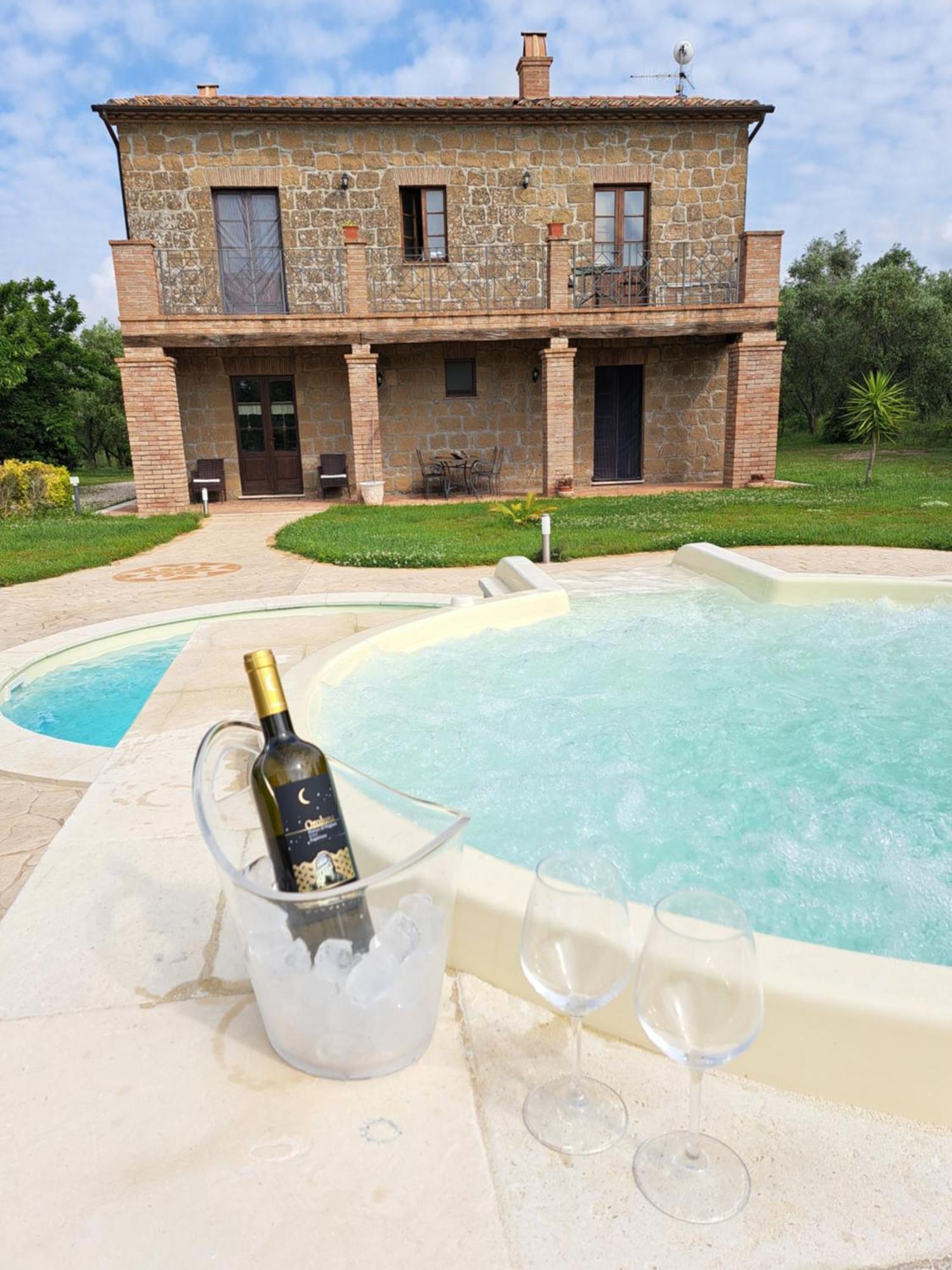 Agriturismo Tenuta Roccaccia بيتيجليانو المظهر الخارجي الصورة
